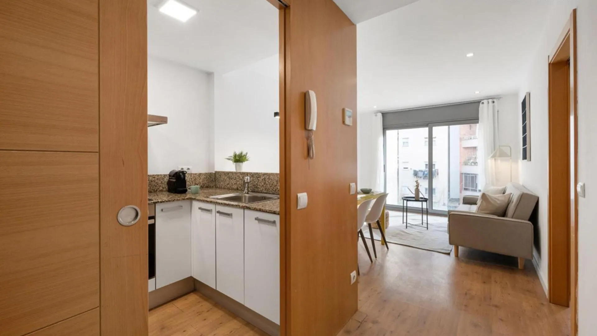 4266 - Ab Les Corts V Apartment Barcelona